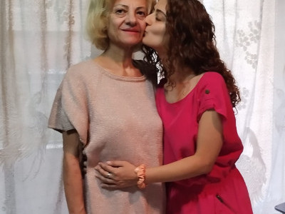 Support My Mom’s Fight Against Neuroendocrine Tumors